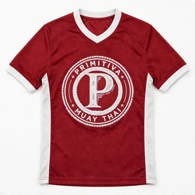 Maillot en filet blanc Primitiva Insignia WR avec un grand emblème rouge sur la poitrine à l’avant et un dos uni avec l’étiquette Primitiva au col